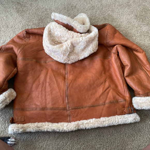 Real shearling winter bomber. Soft brown leather with real shearling fur. 3xl - Picture 3 of 6